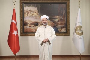 Diyanet İşleri Başkanı Erbaş’tan, Ramazan Bayramı mesajı