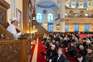 Sabah Namazı Buluşması ve Kur’an Ziyafeti